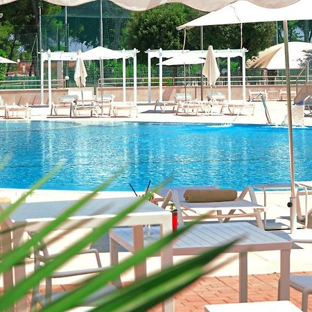 Tursport Aparthotel Taranto Kültér fotó