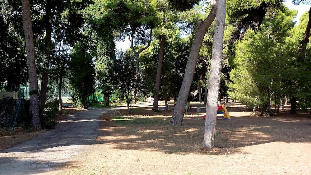 Tursport Aparthotel Taranto Kültér fotó