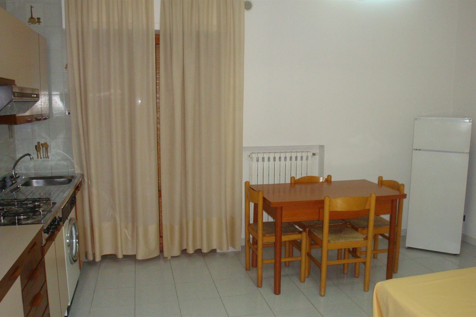 Tursport Aparthotel Taranto Kültér fotó
